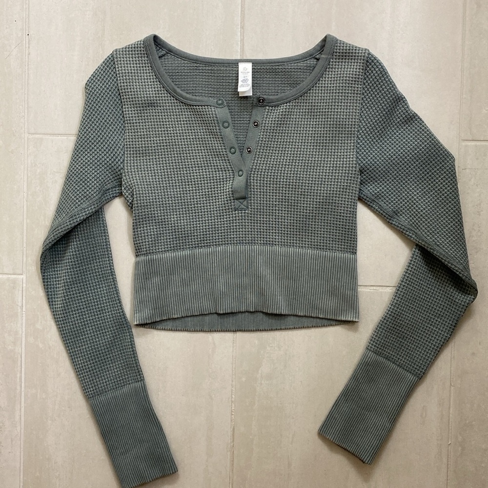 American Eagle Aerie workout top